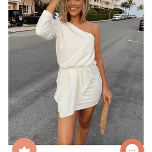 Vestique White One Shoulder Dress